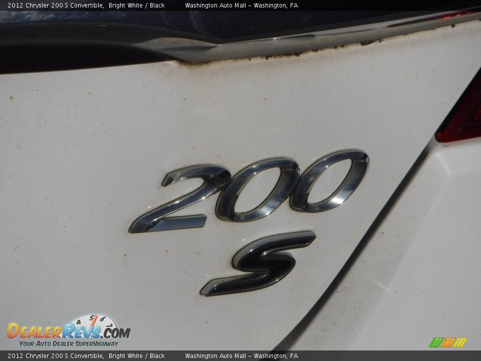 2012 Chrysler 200 S Convertible Bright White / Black Photo #17