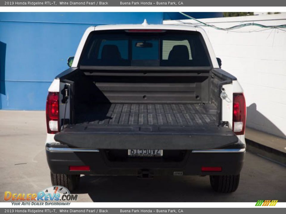 2019 Honda Ridgeline RTL-T White Diamond Pearl / Black Photo #10