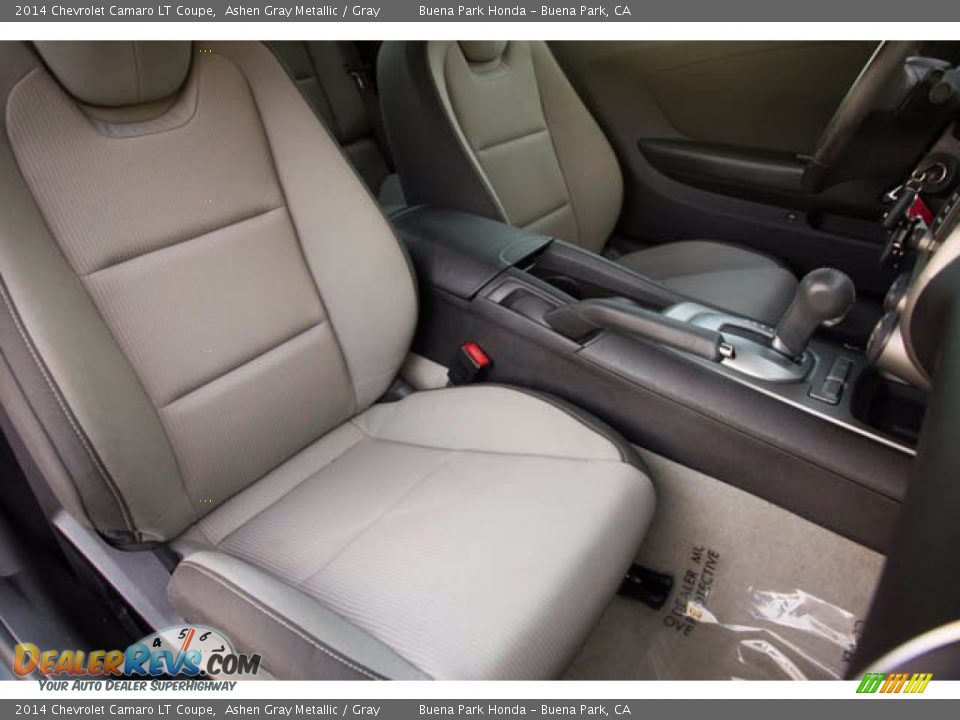 2014 Chevrolet Camaro LT Coupe Ashen Gray Metallic / Gray Photo #19