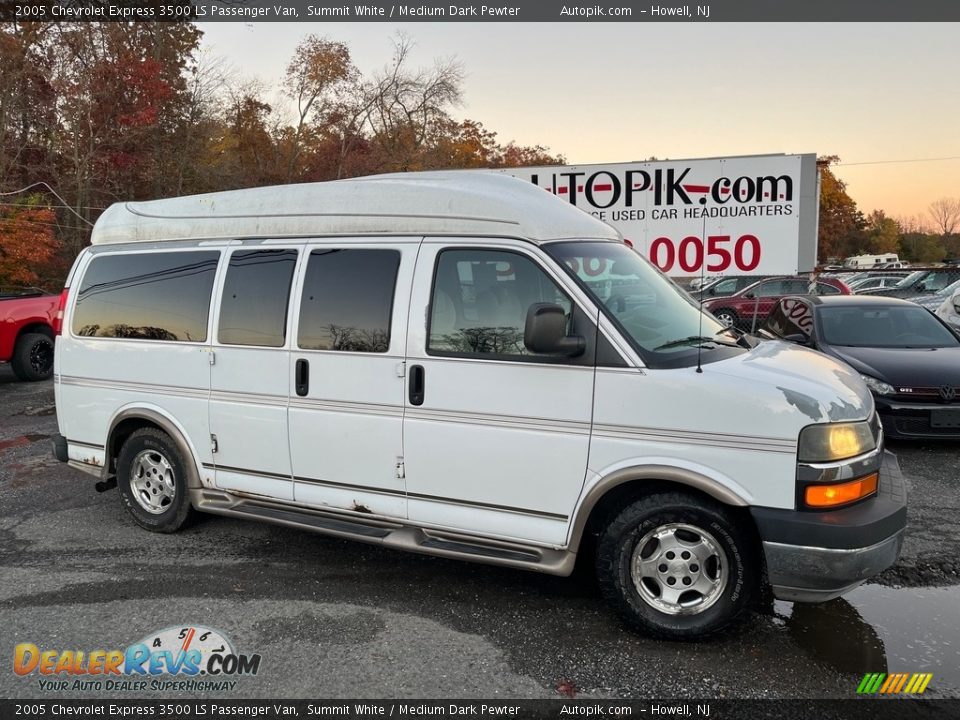 2005 Chevrolet Express 3500 LS Passenger Van Summit White / Medium Dark Pewter Photo #1