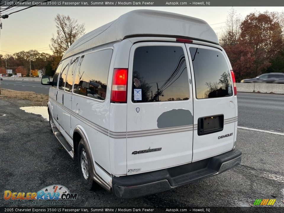 2005 Chevrolet Express 3500 LS Passenger Van Summit White / Medium Dark Pewter Photo #5