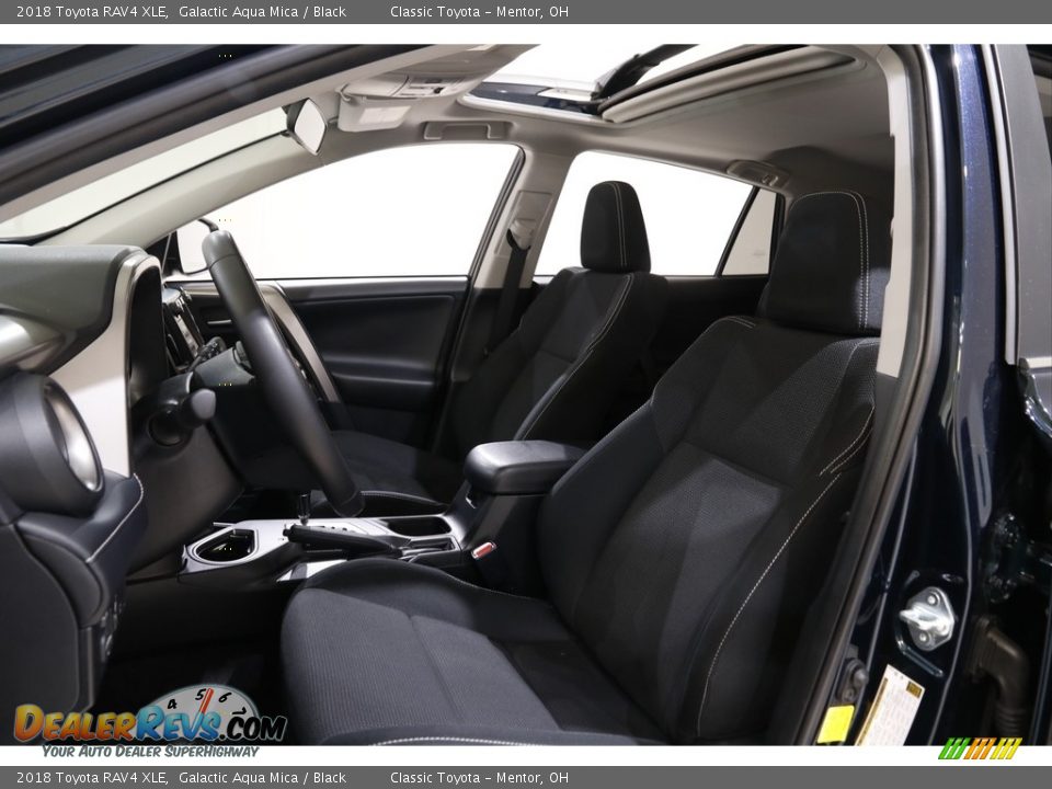 2018 Toyota RAV4 XLE Galactic Aqua Mica / Black Photo #5