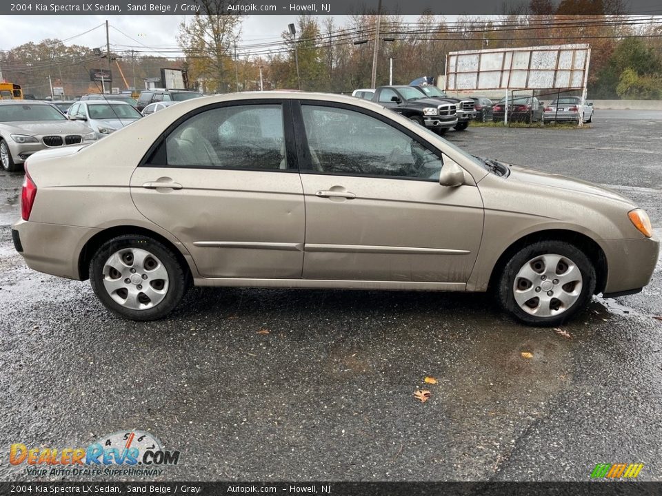 2004 Kia Spectra LX Sedan Sand Beige / Gray Photo #3