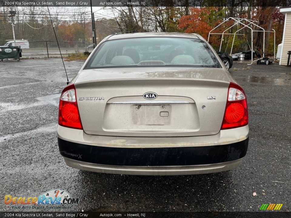 2004 Kia Spectra LX Sedan Sand Beige / Gray Photo #6