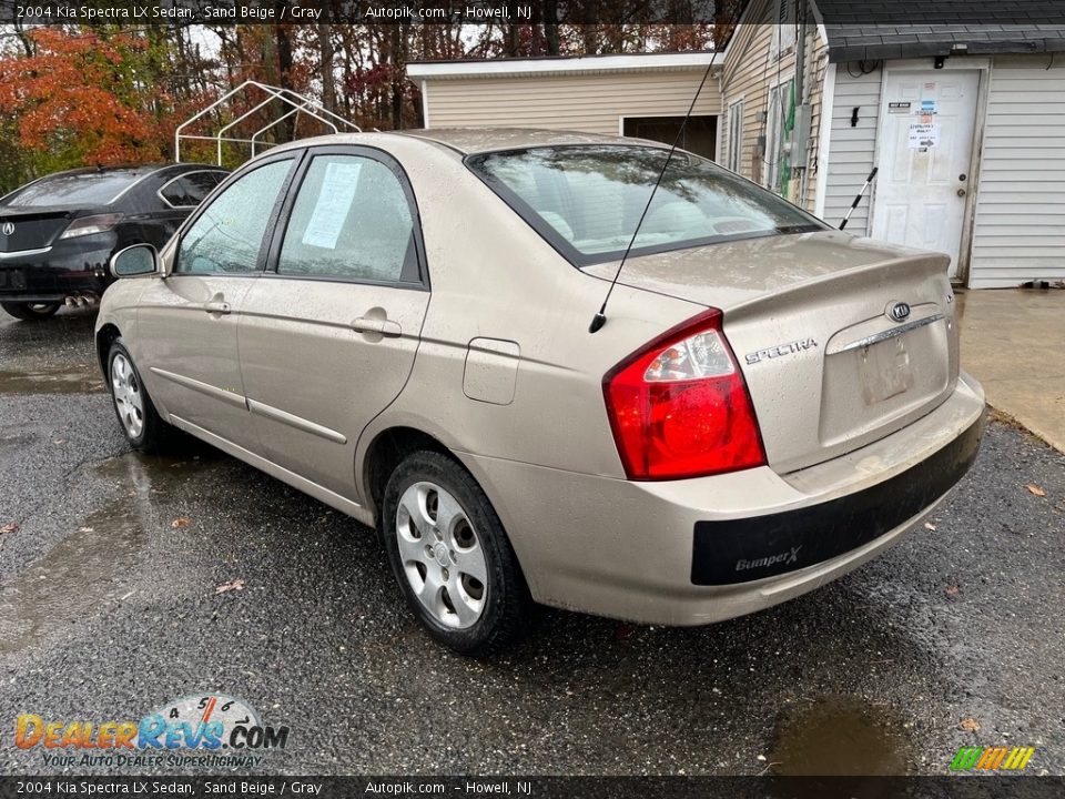 2004 Kia Spectra LX Sedan Sand Beige / Gray Photo #7