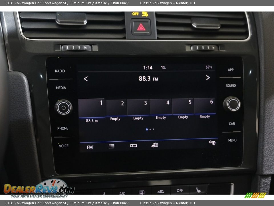 2018 Volkswagen Golf SportWagen SE Platinum Gray Metallic / Titan Black Photo #10