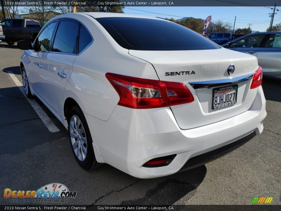 2019 Nissan Sentra S Fresh Powder / Charcoal Photo #9