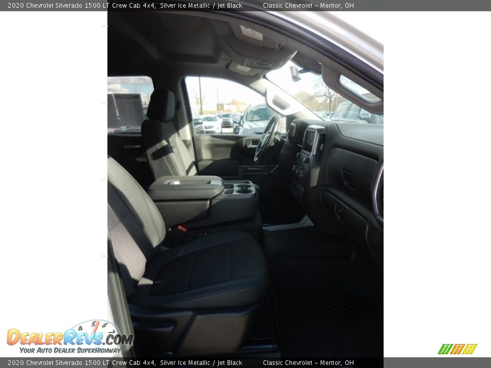 2020 Chevrolet Silverado 1500 LT Crew Cab 4x4 Silver Ice Metallic / Jet Black Photo #11