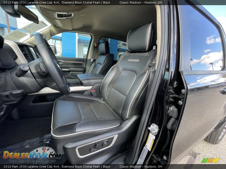 2019 Ram 1500 Laramie Crew Cab 4x4 Diamond Black Crystal Pearl / Black Photo #7