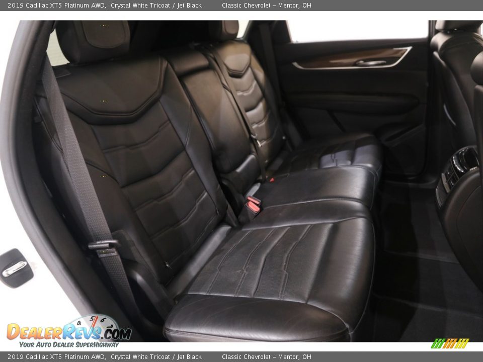 2019 Cadillac XT5 Platinum AWD Crystal White Tricoat / Jet Black Photo #17
