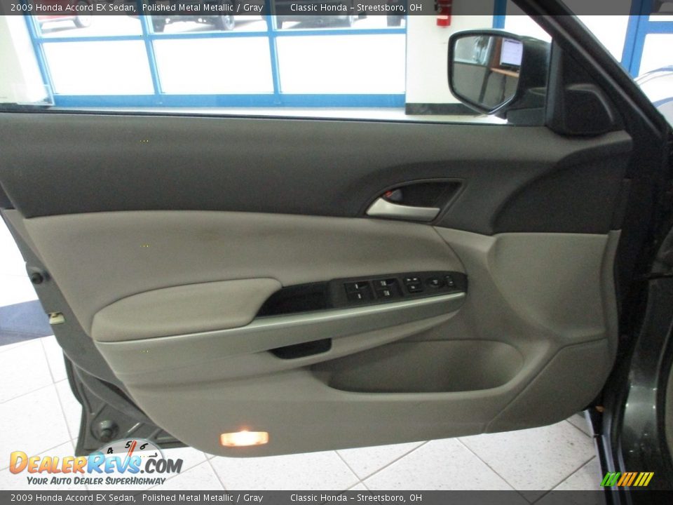 2009 Honda Accord EX Sedan Polished Metal Metallic / Gray Photo #26