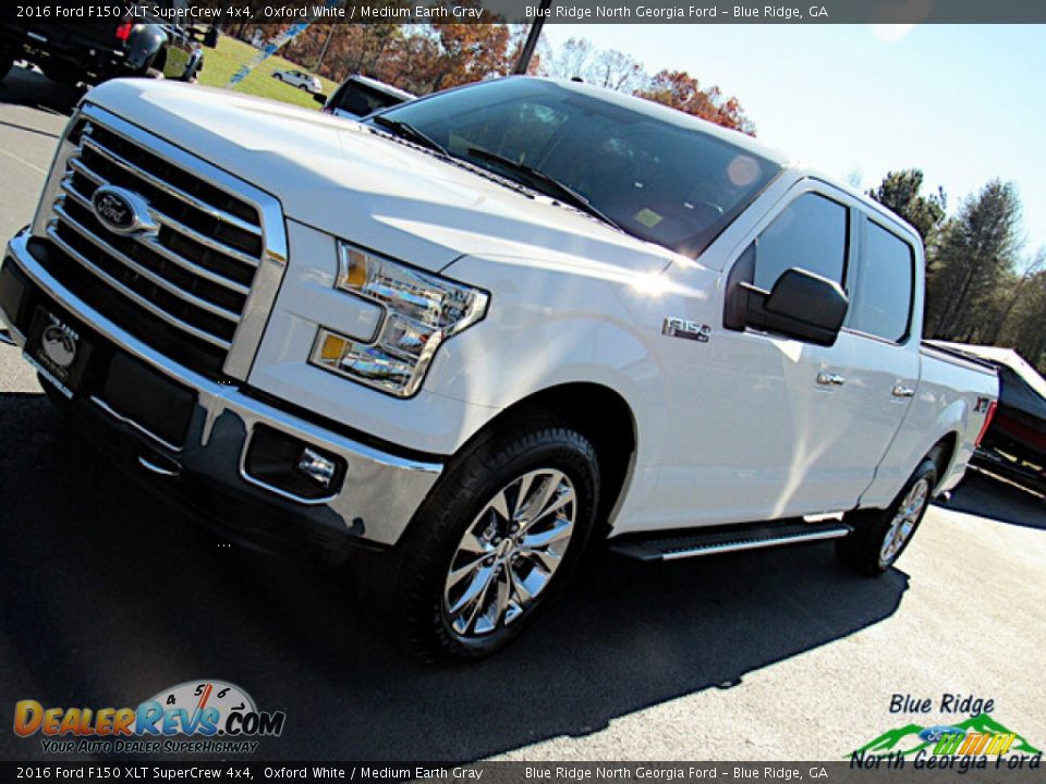 2016 Ford F150 XLT SuperCrew 4x4 Oxford White / Medium Earth Gray Photo #28