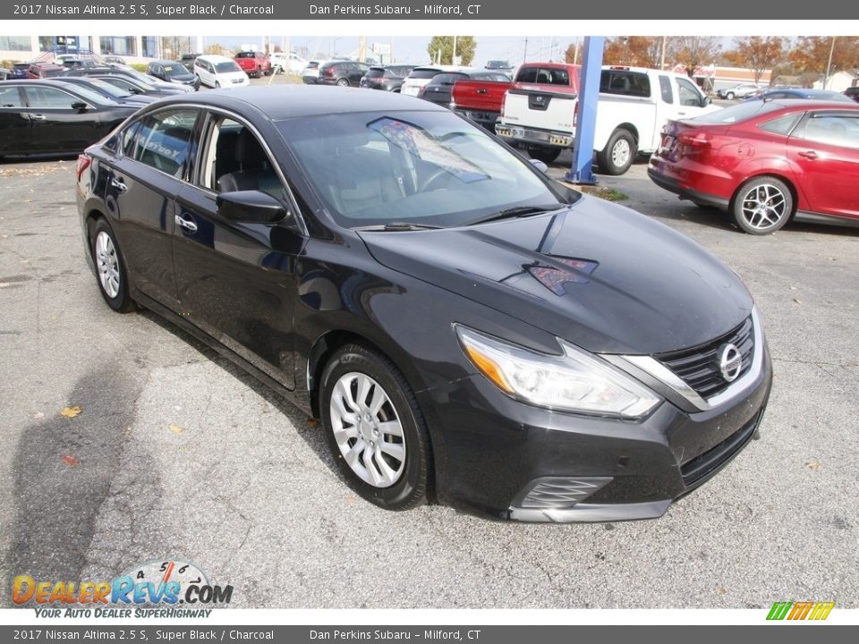 2017 Nissan Altima 2.5 S Super Black / Charcoal Photo #3
