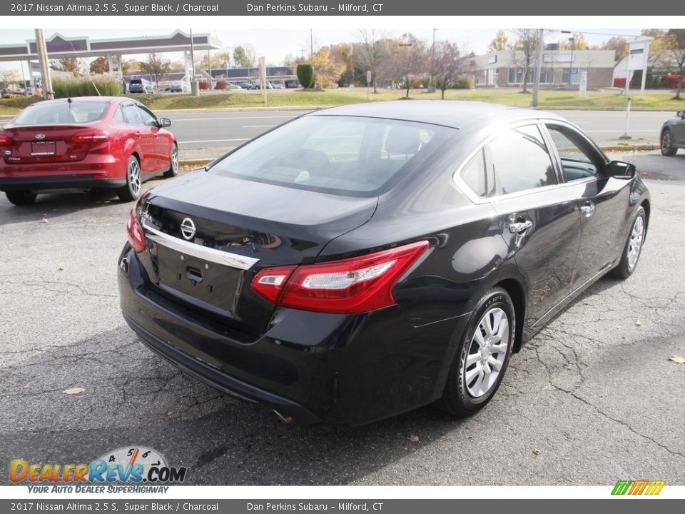 2017 Nissan Altima 2.5 S Super Black / Charcoal Photo #5
