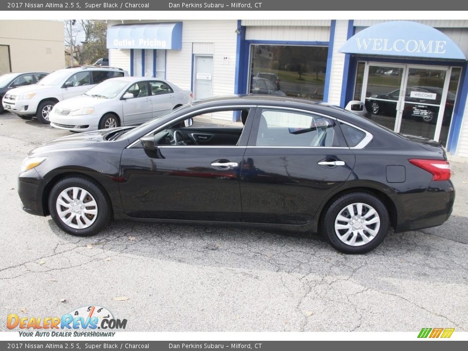 2017 Nissan Altima 2.5 S Super Black / Charcoal Photo #8