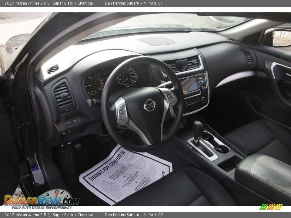 2017 Nissan Altima 2.5 S Super Black / Charcoal Photo #10