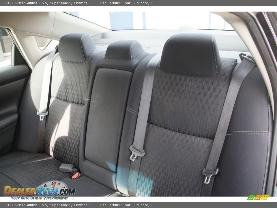 2017 Nissan Altima 2.5 S Super Black / Charcoal Photo #12