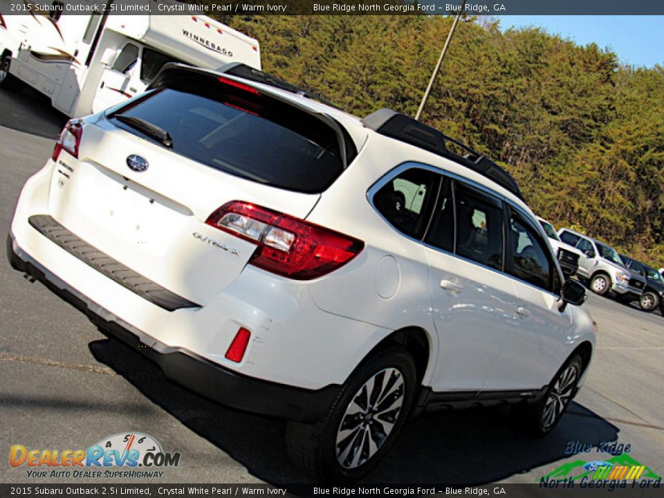 2015 Subaru Outback 2.5i Limited Crystal White Pearl / Warm Ivory Photo #28