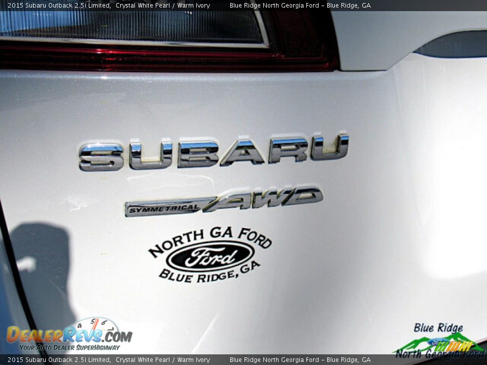 2015 Subaru Outback 2.5i Limited Crystal White Pearl / Warm Ivory Photo #30