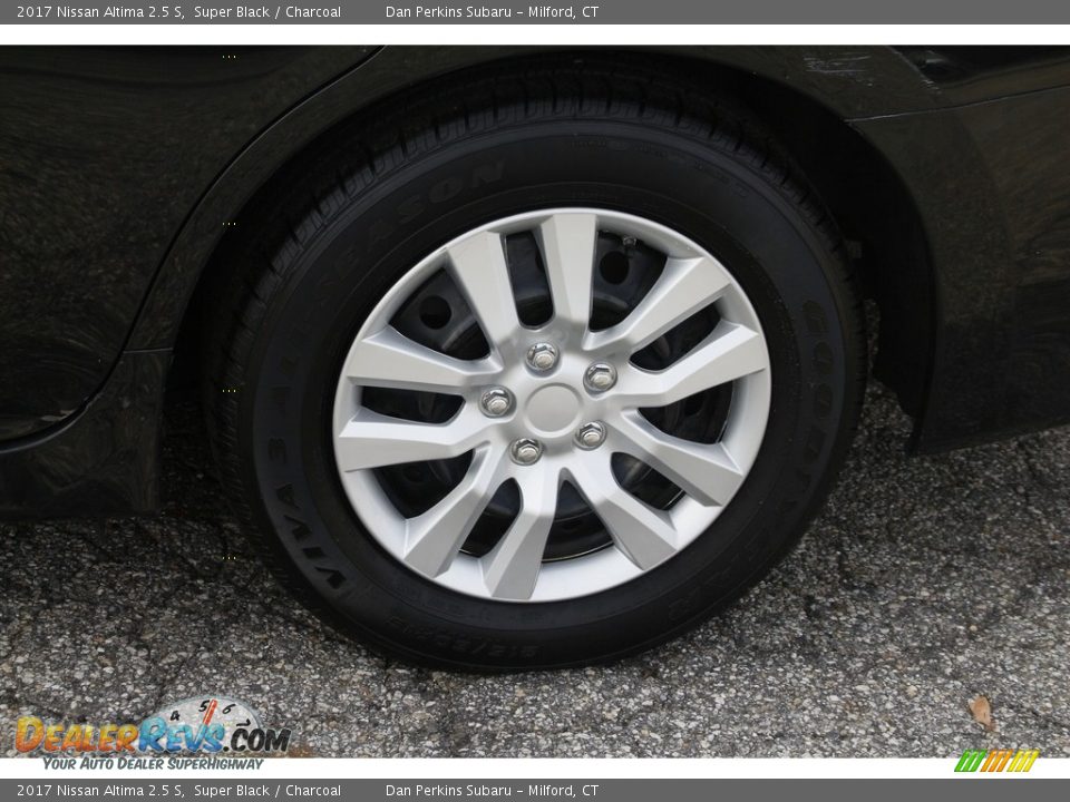2017 Nissan Altima 2.5 S Super Black / Charcoal Photo #24