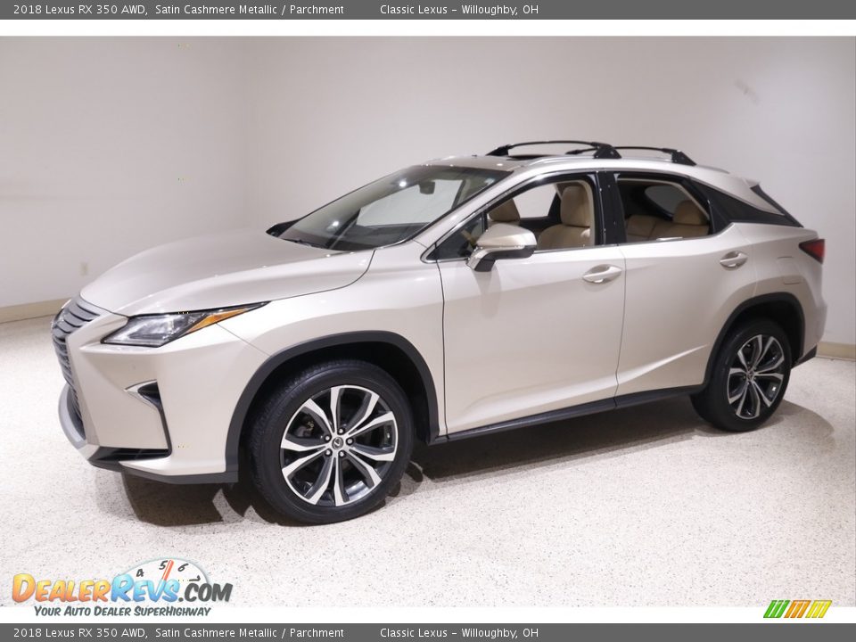 Front 3/4 View of 2018 Lexus RX 350 AWD Photo #3