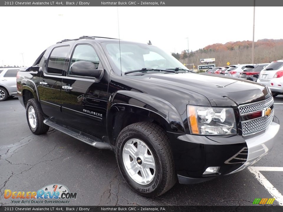 2013 Chevrolet Avalanche LT 4x4 Black / Ebony Photo #4