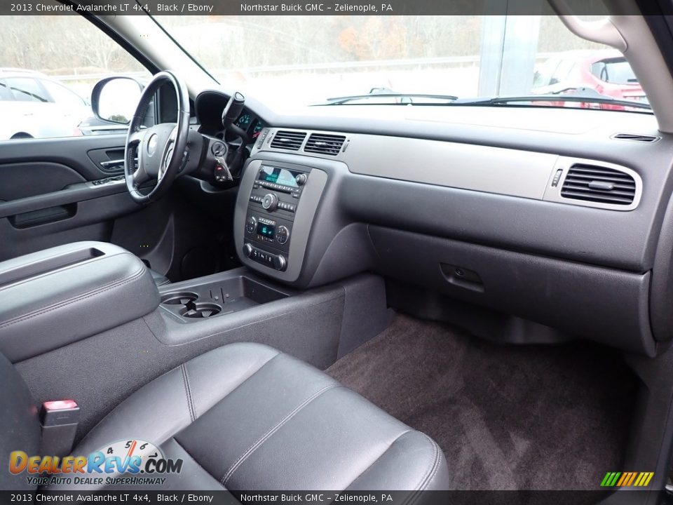 2013 Chevrolet Avalanche LT 4x4 Black / Ebony Photo #6