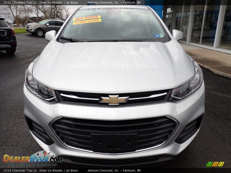 2019 Chevrolet Trax LS Silver Ice Metallic / Jet Black Photo #9