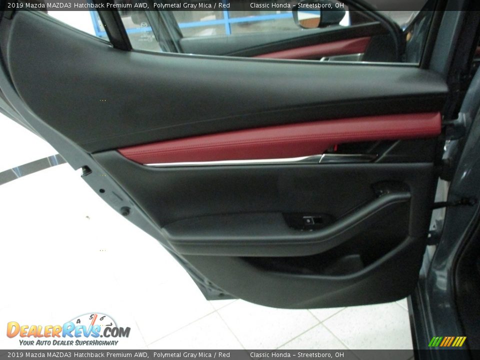 2019 Mazda MAZDA3 Hatchback Premium AWD Polymetal Gray Mica / Red Photo #25