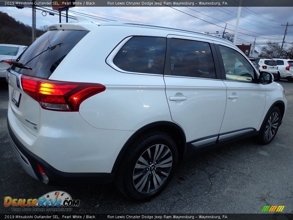 2019 Mitsubishi Outlander SEL Pearl White / Black Photo #6