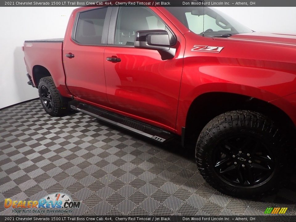 2021 Chevrolet Silverado 1500 LT Trail Boss Crew Cab 4x4 Cherry Red Tintcoat / Jet Black Photo #4