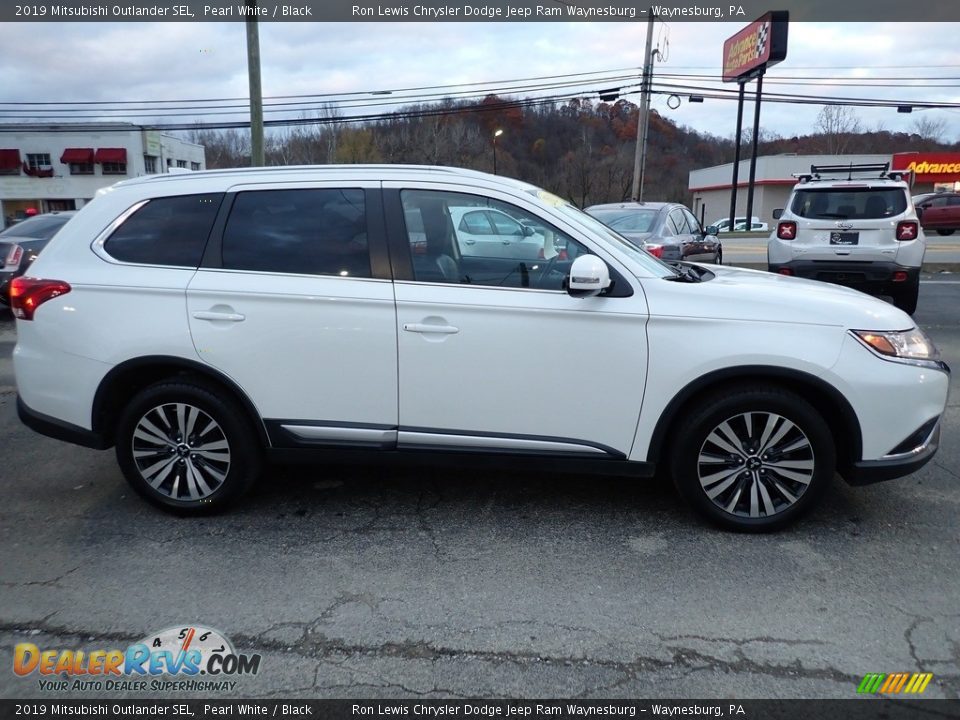 2019 Mitsubishi Outlander SEL Pearl White / Black Photo #7