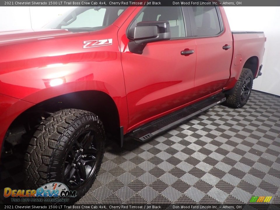 2021 Chevrolet Silverado 1500 LT Trail Boss Crew Cab 4x4 Cherry Red Tintcoat / Jet Black Photo #10