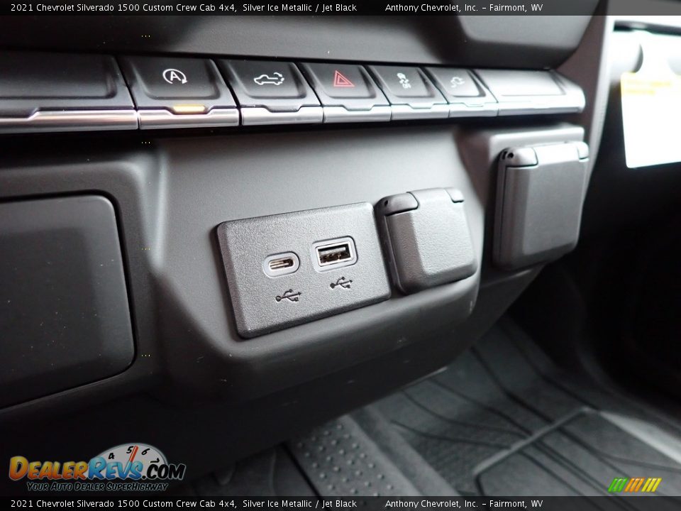 2021 Chevrolet Silverado 1500 Custom Crew Cab 4x4 Silver Ice Metallic / Jet Black Photo #19