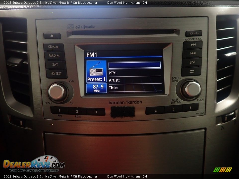 Controls of 2013 Subaru Outback 2.5i Photo #26