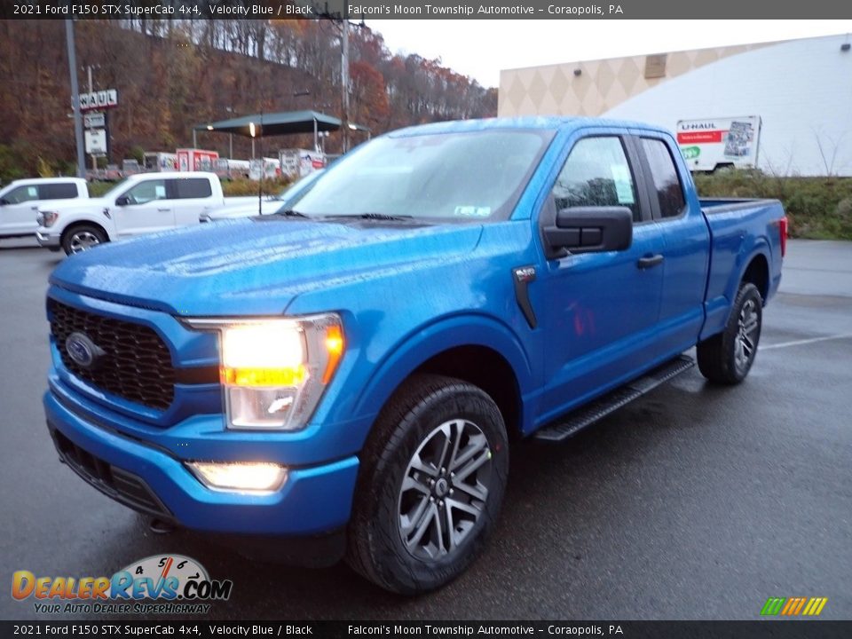 Front 3/4 View of 2021 Ford F150 STX SuperCab 4x4 Photo #6