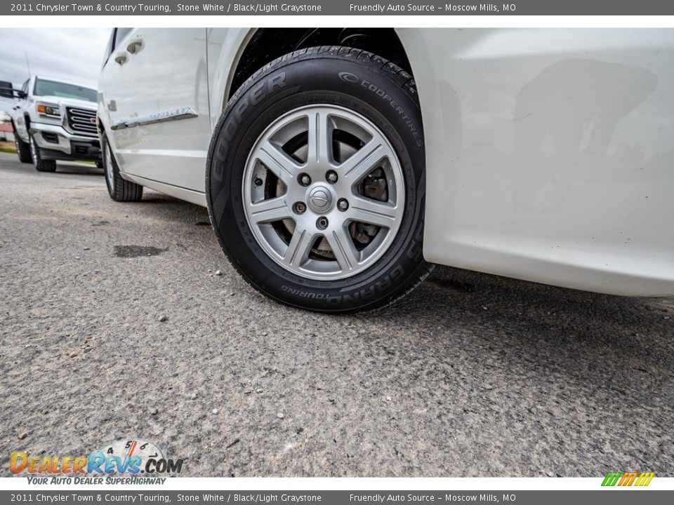 2011 Chrysler Town & Country Touring Stone White / Black/Light Graystone Photo #2