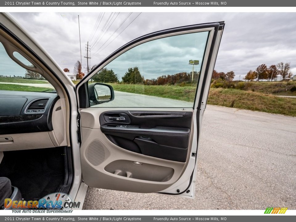 2011 Chrysler Town & Country Touring Stone White / Black/Light Graystone Photo #25