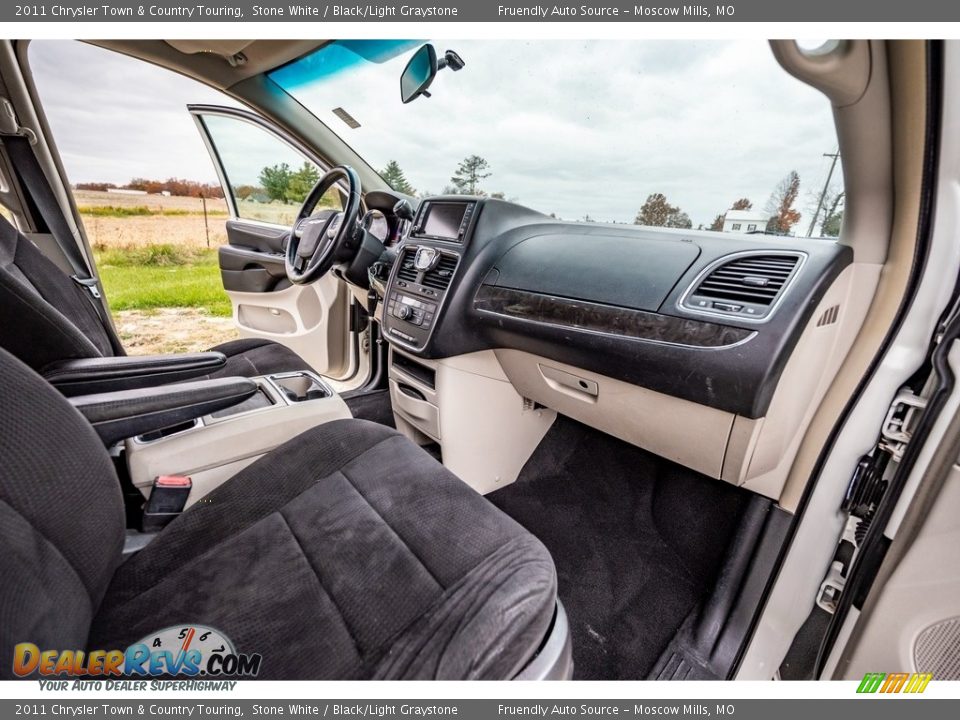 2011 Chrysler Town & Country Touring Stone White / Black/Light Graystone Photo #26