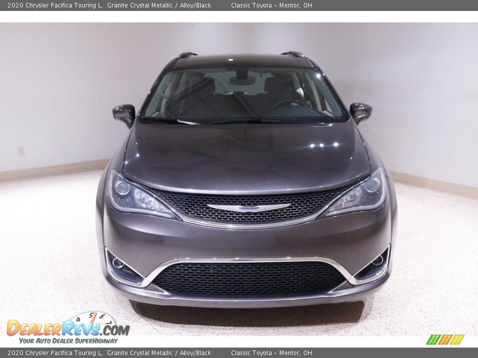2020 Chrysler Pacifica Touring L Granite Crystal Metallic / Alloy/Black Photo #2
