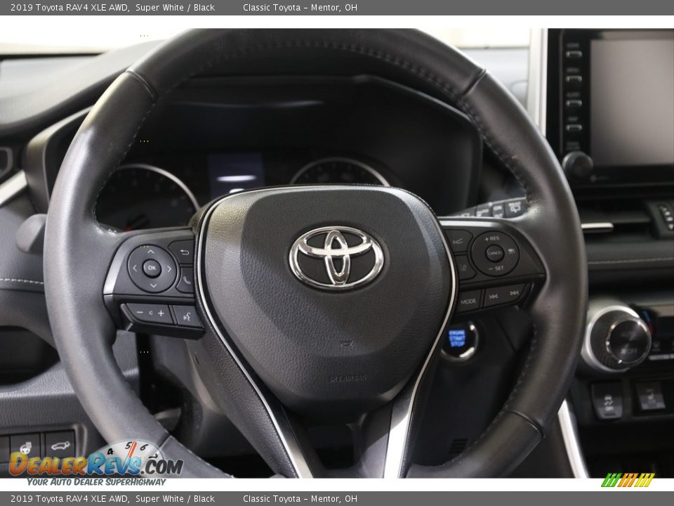 2019 Toyota RAV4 XLE AWD Super White / Black Photo #7