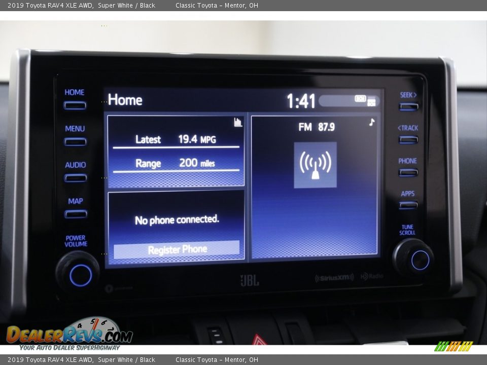 2019 Toyota RAV4 XLE AWD Super White / Black Photo #10