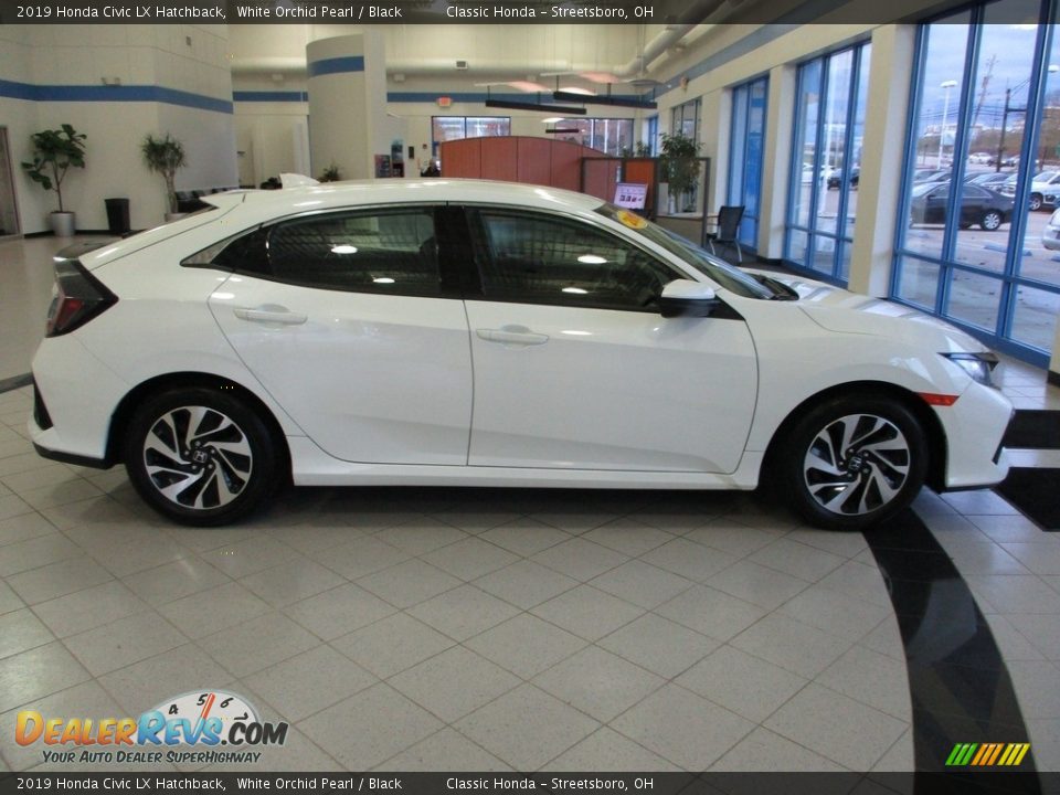 2019 Honda Civic LX Hatchback White Orchid Pearl / Black Photo #4