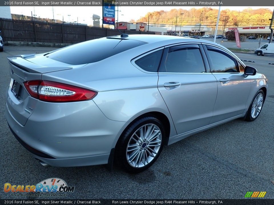 2016 Ford Fusion SE Ingot Silver Metallic / Charcoal Black Photo #6