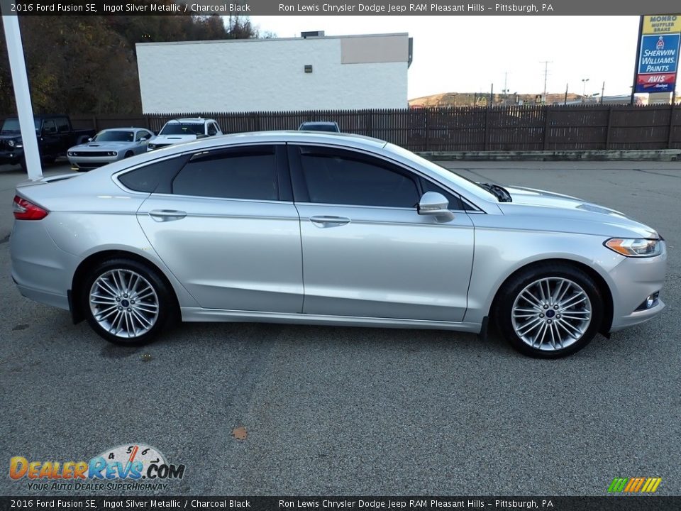 2016 Ford Fusion SE Ingot Silver Metallic / Charcoal Black Photo #7