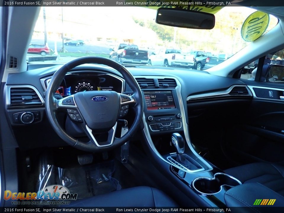 2016 Ford Fusion SE Ingot Silver Metallic / Charcoal Black Photo #13