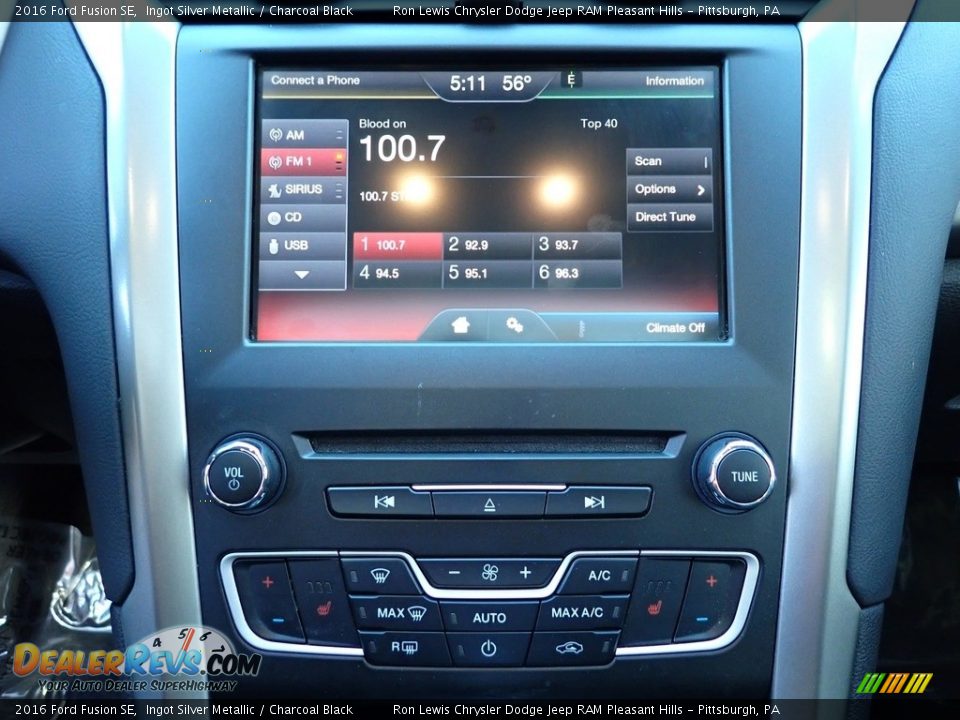 2016 Ford Fusion SE Ingot Silver Metallic / Charcoal Black Photo #19
