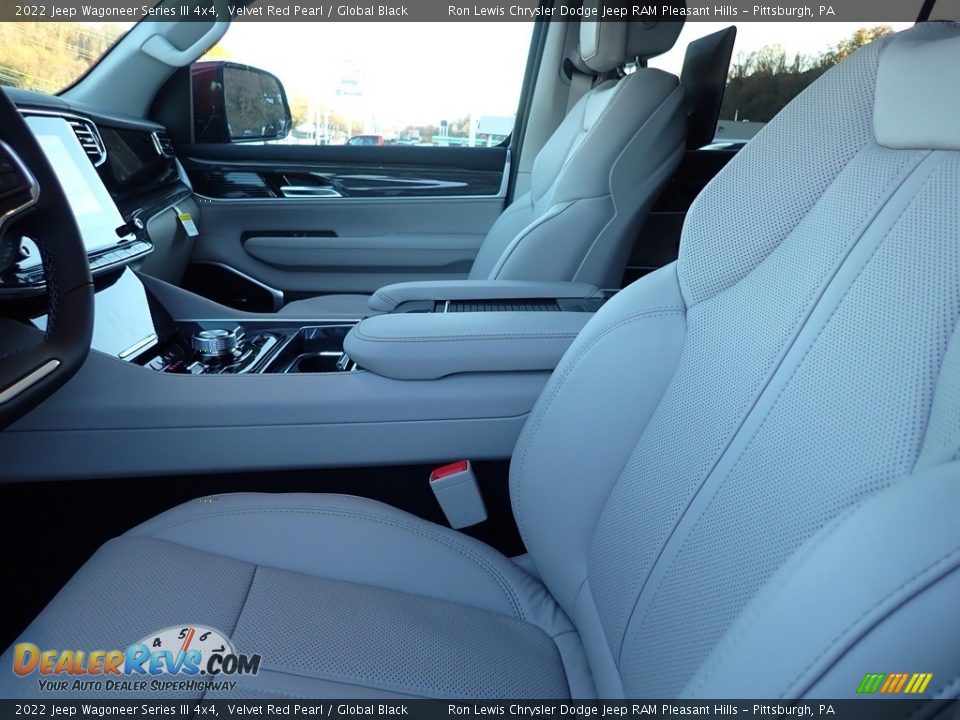 Front Seat of 2022 Jeep Wagoneer Series III 4x4 Photo #11