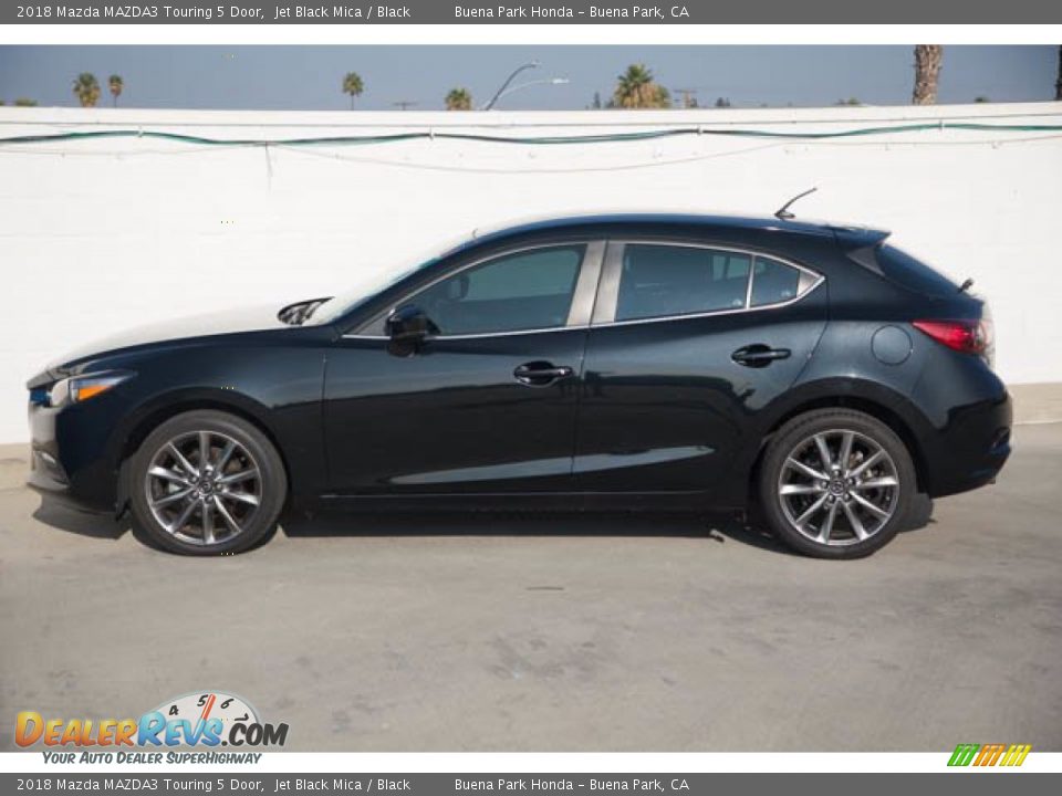 2018 Mazda MAZDA3 Touring 5 Door Jet Black Mica / Black Photo #8