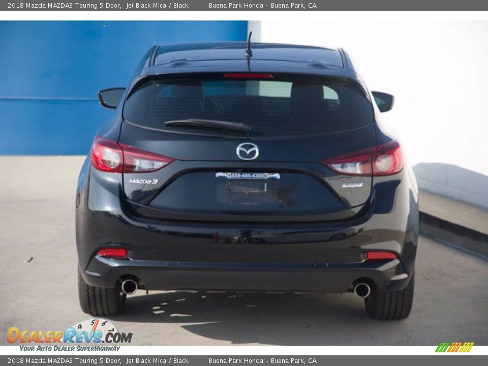 2018 Mazda MAZDA3 Touring 5 Door Jet Black Mica / Black Photo #9
